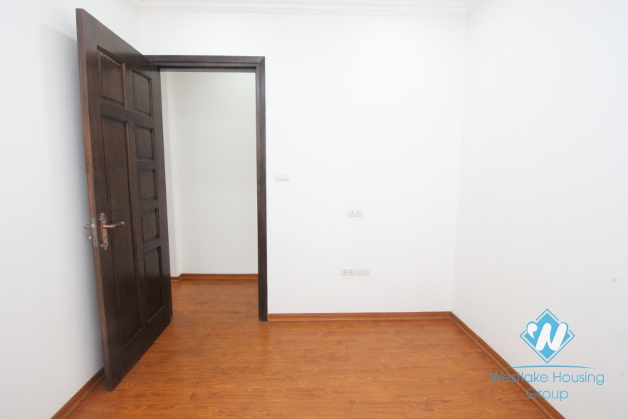 New and nice house for rent in Hoang Hoa Tham, Ba Dinh, Hanoi